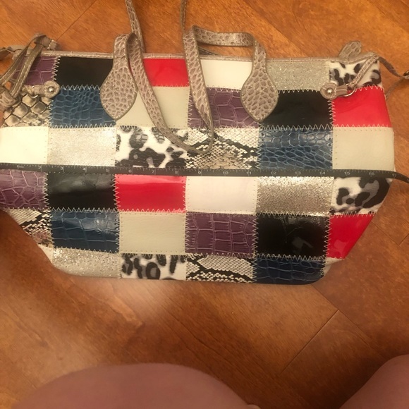 *Imitation* Dolce & Gabbana Large Tote Bag - Picture 11 of 12